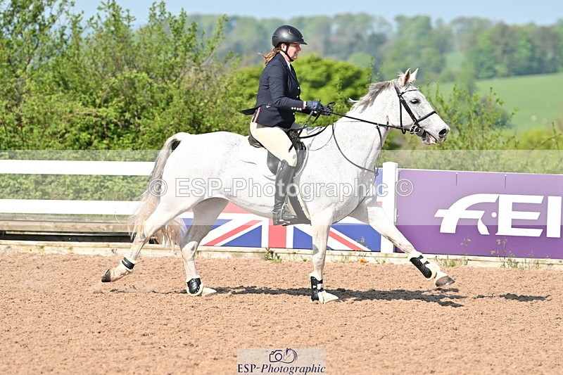 240509A-100239-00334 - Cls 1 British Novice and 90cm Open