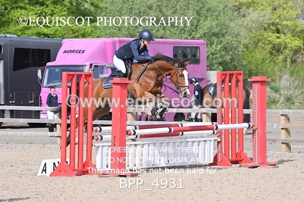 BPP_4931 - CLASS 33 MON Scottish Spring Final 85cm