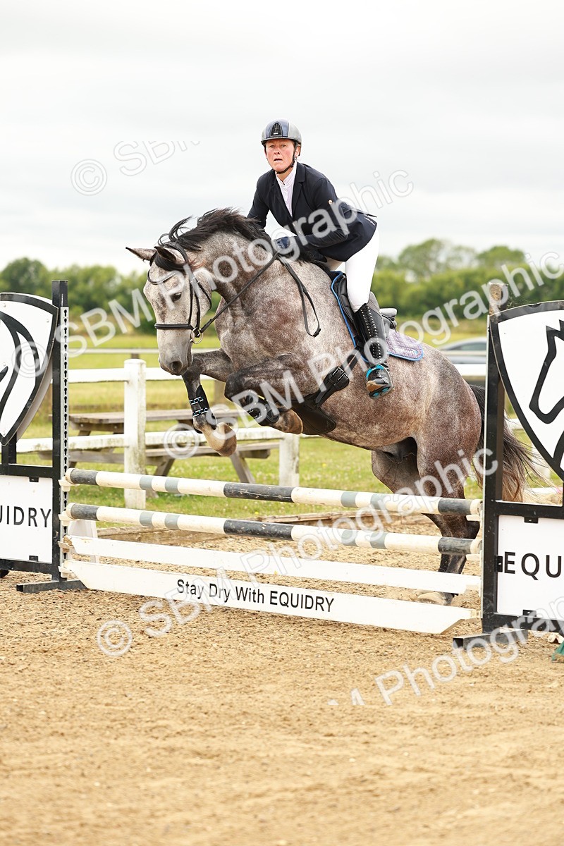SBM_001516 - Class 8 - Clear Round