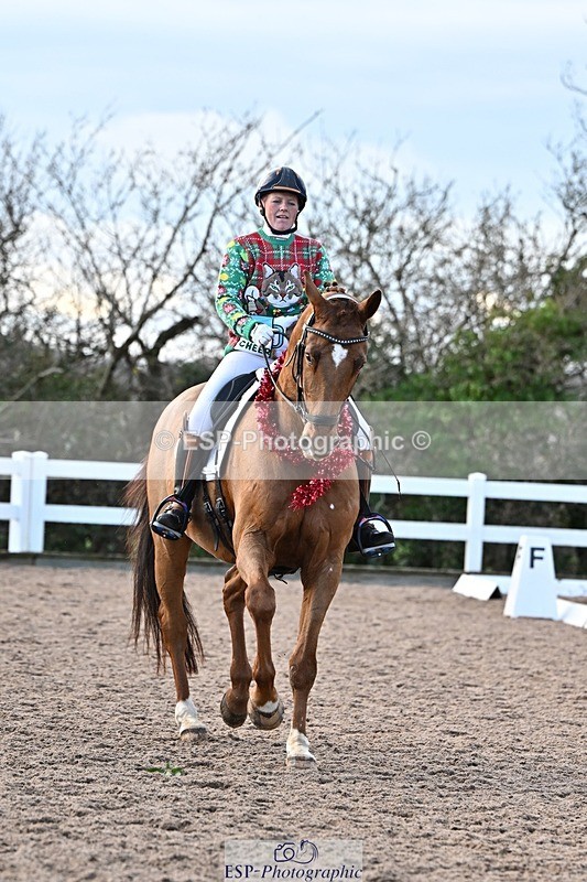 241214-150346-03076 - 137-Tyler.Bradshaw-Gijsbert