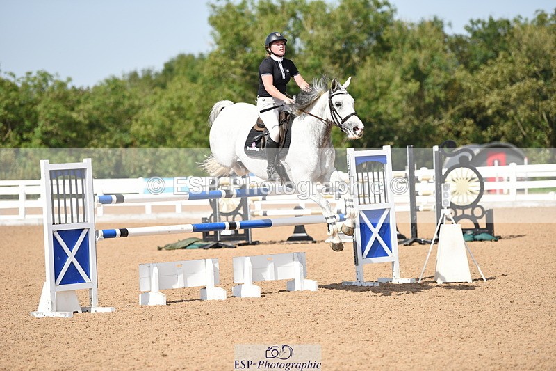 230906A-141834-00574 - Foxhunter & 1.20m Open