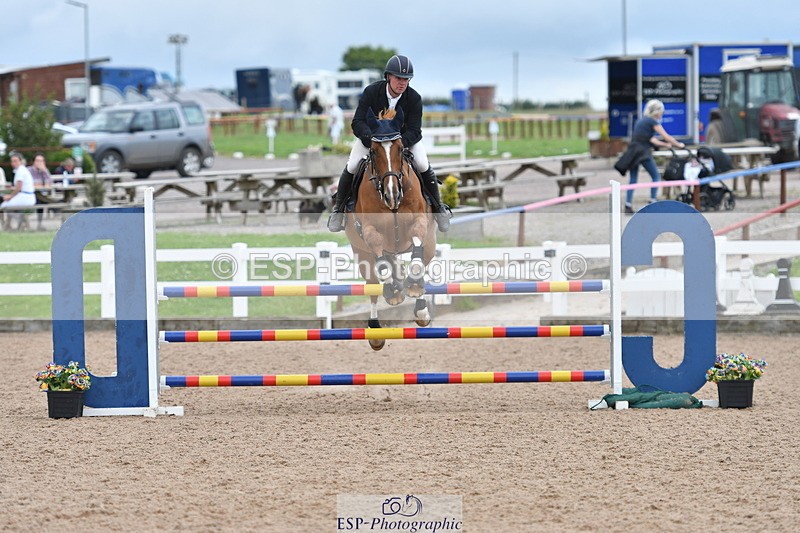 240727A-160140-06518 - Cls 24 1.05m Amateur Qualifier