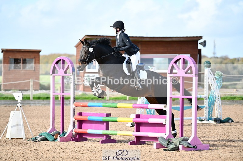 241026A-120046-01107 - SAT Cls 26+27 Club and Schools 90cm