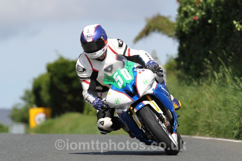 Scott Wilson Kawasaki / Diamond H Racing - Bikenation Lightweight TT