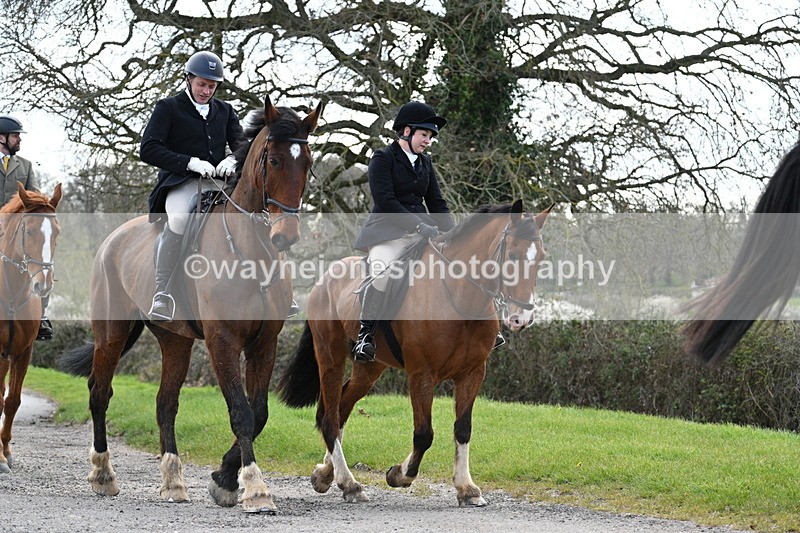 WJ7_9890 - Walk Home