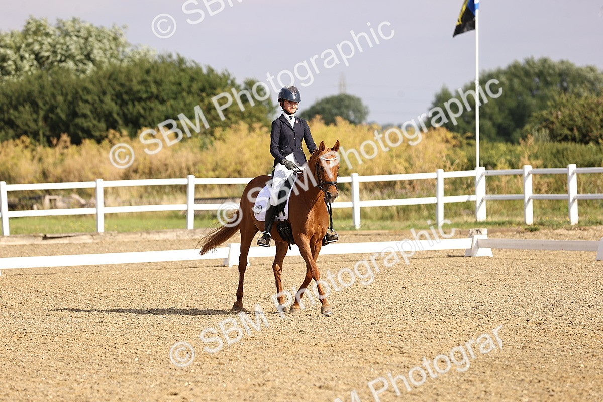 SBM_008492 - Novice 5 - 08.30-9.33