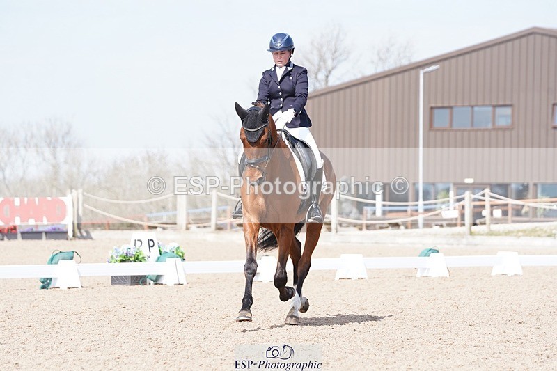 250403-123944-01943 - 036-Abbie.Newbury-Seagry.Viceroy