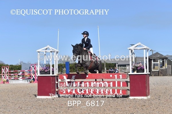 BPP_6817 - CLASS 14 SUN Springboard 128cm/ 138cm Restricted Handicap