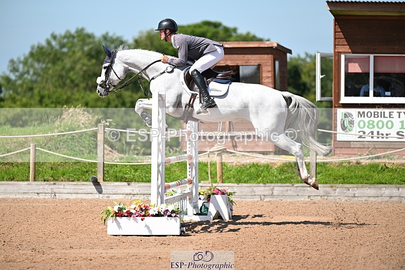 240718A-112813-04782 - Cls 1, 3 Star Small Tour 1.35m