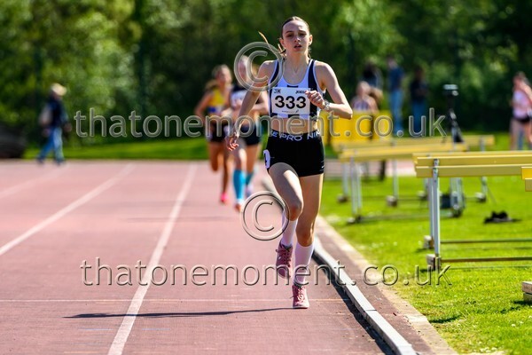 West25Sat-926606 - Track Female Set One