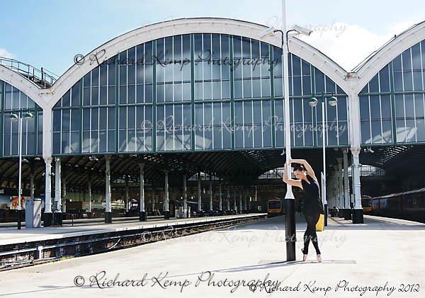 HC300512-8679 - Dance Project, Hull.