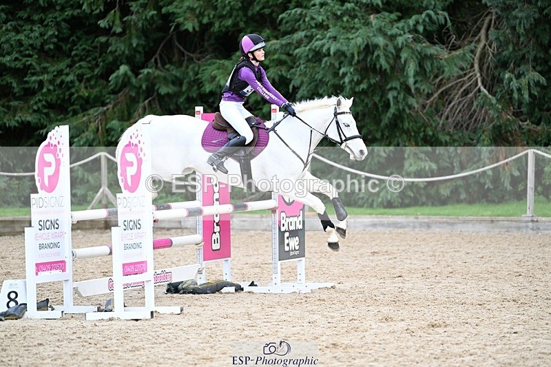 241117-132720-04175 - Cls 3 90-95cm 13.00 to 14.00