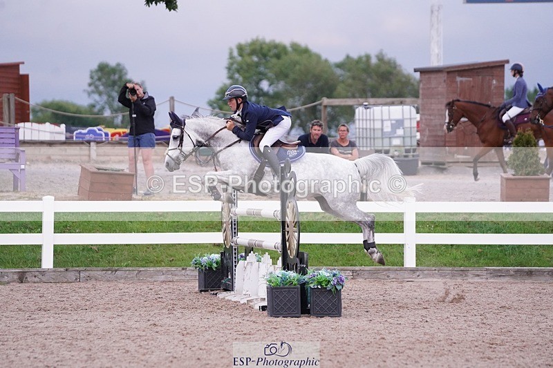 250628-204016-08643 - Cls 26 Pony Foxhunter & 1.10m Open