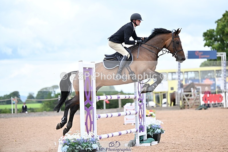 240726A-134647-01504 - Cls 3 Snr Foxhunter