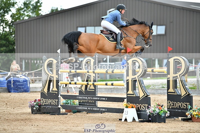 230720A-160335-04156 - Cls 9, 2 Star Big 1.40m Start to break