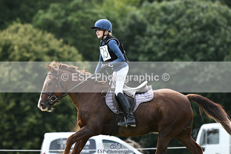 240825X-140552-34914 - 80cm XC 14.30 to 15.30