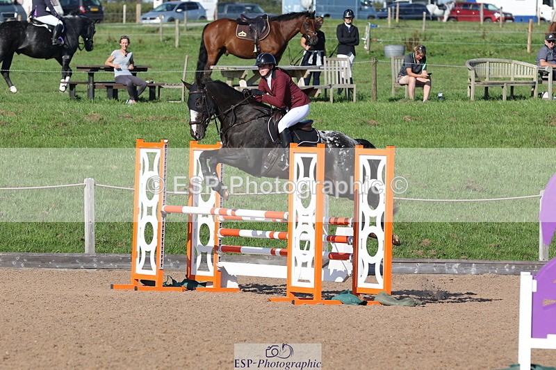 230915A-162418-03150 - Cls 6 Snr 1.05m Derby