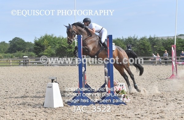 JAC_3522 - CLASS 3 Senior British Novice/ 90cm Open