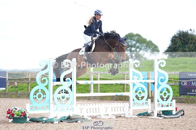 241005A-160232-05141 - SAT Cls 12 Snr Fox & 1.20m Open