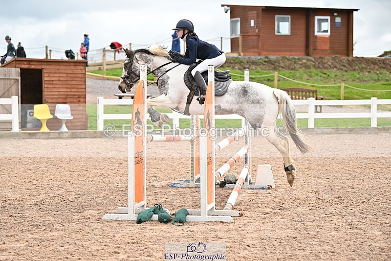 240310A-121224-02383 - Cls 5 Pony Newcomers and 1m Open