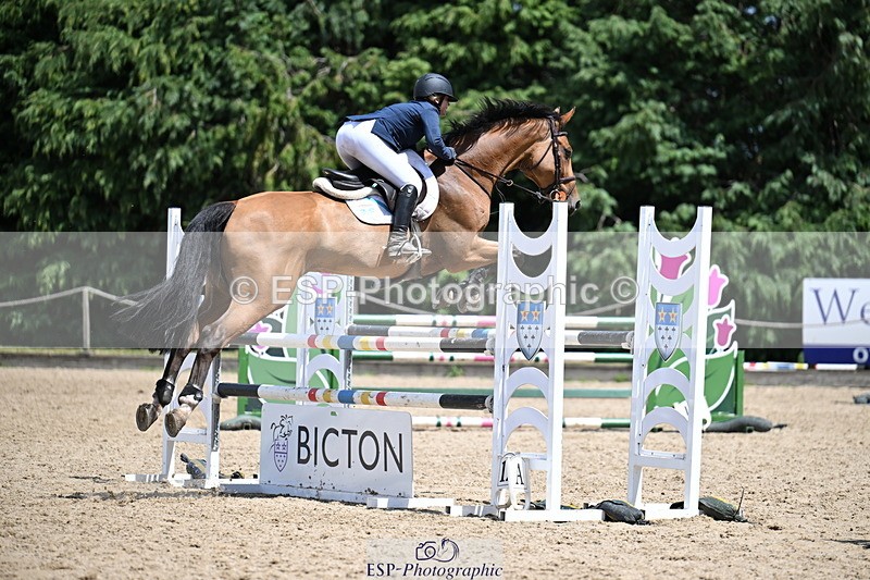 260705A-140035-20220 - Cls 52 Snr 1m 05 GP Jump Off