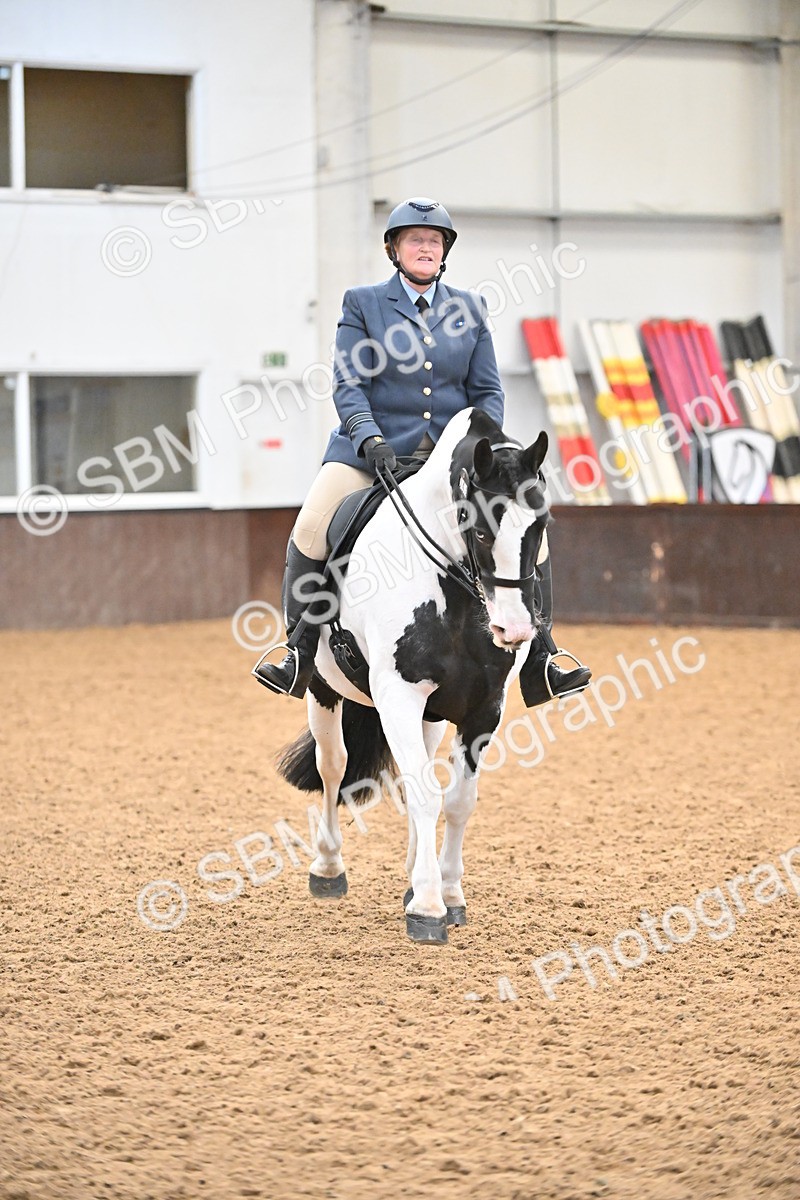 SBM_002641 - Class 28,29 - Ridden Irish & Coloured