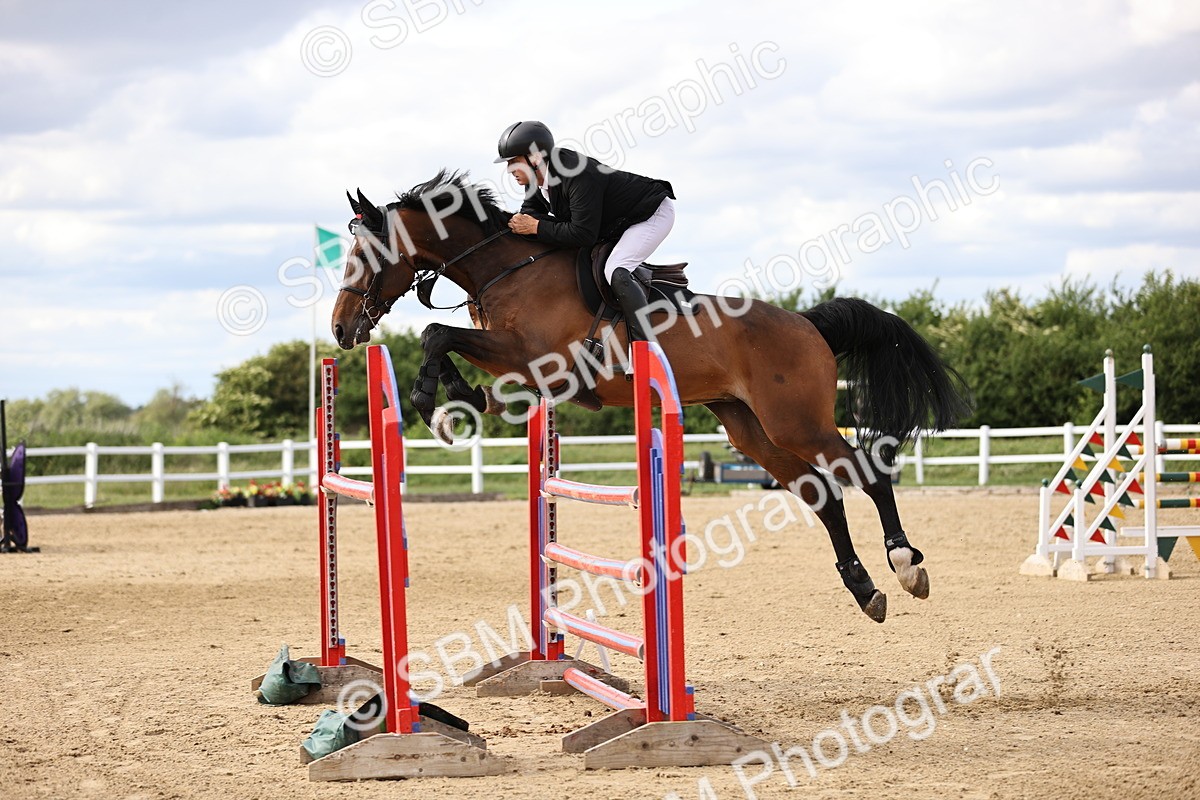 SBM_003803 - Class 13 - Senior Foxhunter - 1.20m