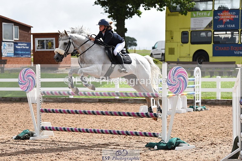 230715A-095828-00090 - Cls 12 Children on Horses 1.15m