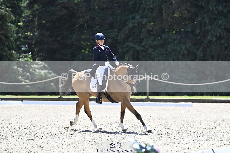 250522A-115845-03318 - B-321-Laura.Collett-BALANCERO