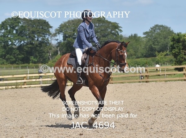 JAC_4694 - CLASS 7 Senior Foxhunter/ 1.20m Open