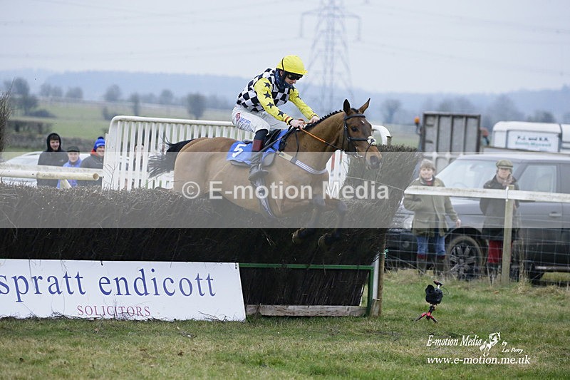 PtP 230122 708 - Cocklebarrow Races - Heythrop Hunt - 23/01/22