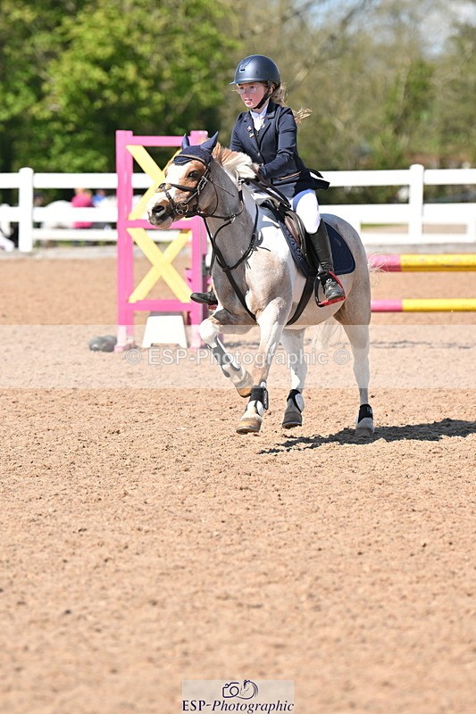 240504A-152359-02539 - Cls 22 & 23 Stepping Stones 128cm & 138cm & Under11's