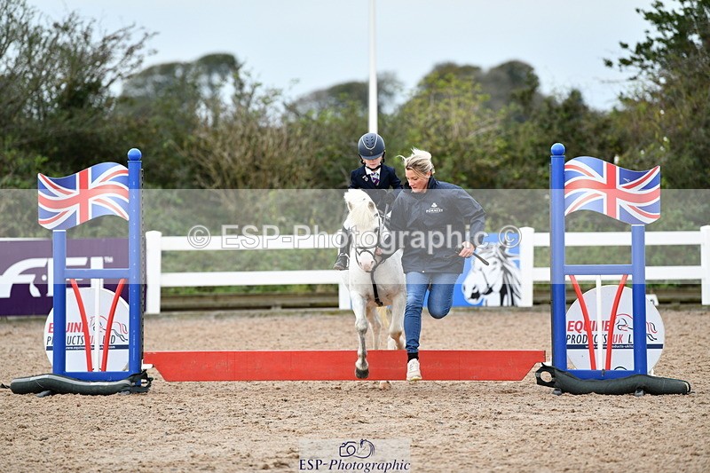 241013B-090146-00077 - Cls 1 Clear Round