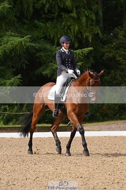 250719A-095455-03153 - 101-Sophie.Douglas-Paquino.V'ant.Goovahof