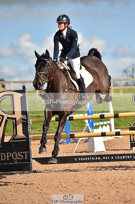 240306A-141058-01588 - Cls 4 Newcomers and 1.10m Open