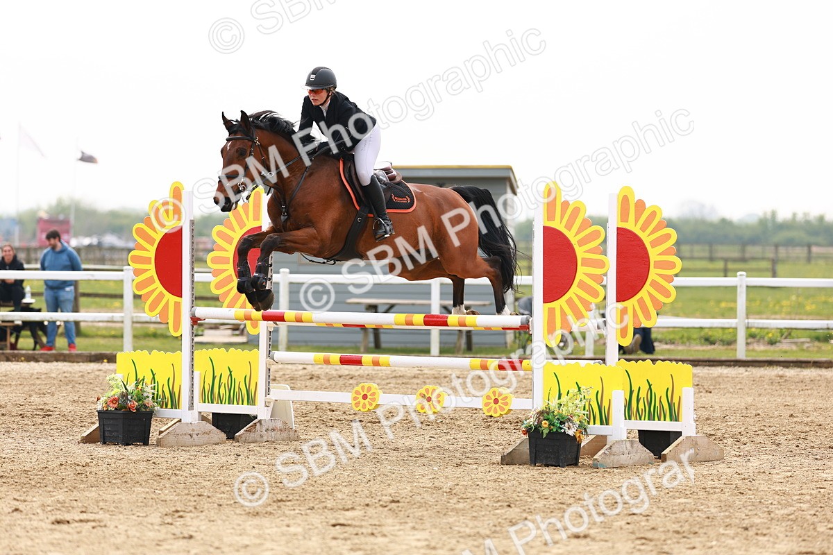  - Class 18 - Senior Newcomers - 1.10m