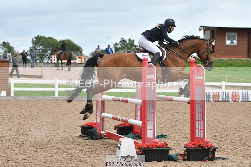 240727A-155107-06401 - Cls 24 1.05m Amateur Qualifier