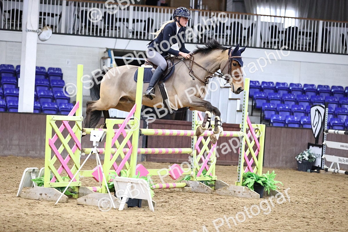 SBM_005525 - Class 17 - Senior Newcomers 1.10m