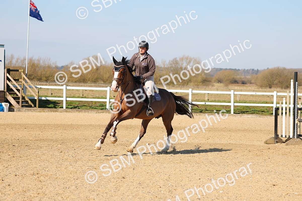 SBM_000352 - Class 1 - Clear Round