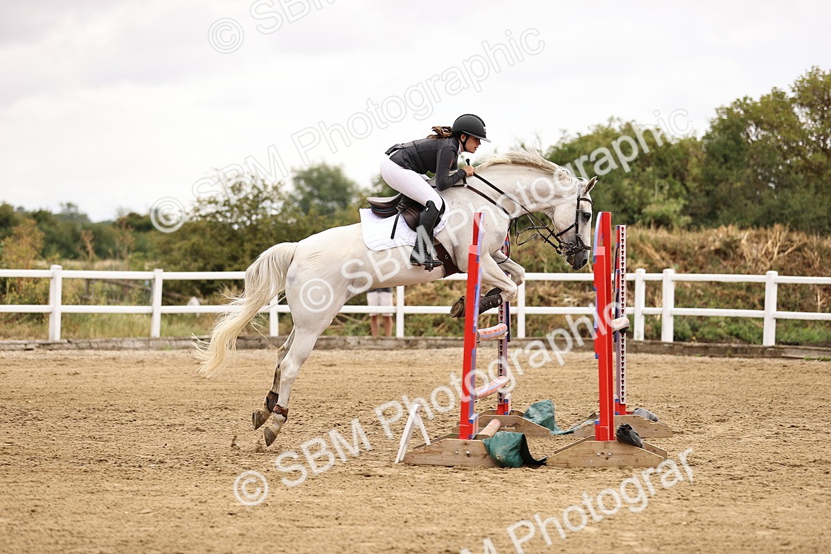 SBM_026299 - Class 12 - Amateur Championship Qualifier 1.05m