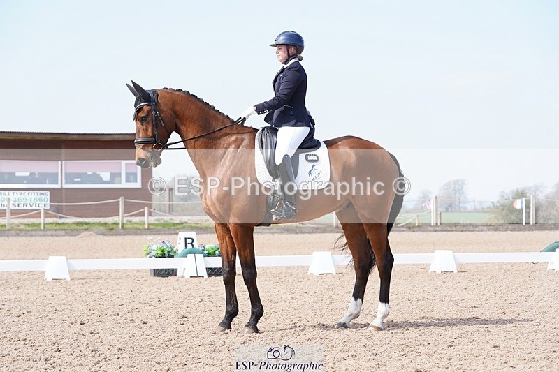 250403-124400-01956 - 036-Abbie.Newbury-Seagry.Viceroy