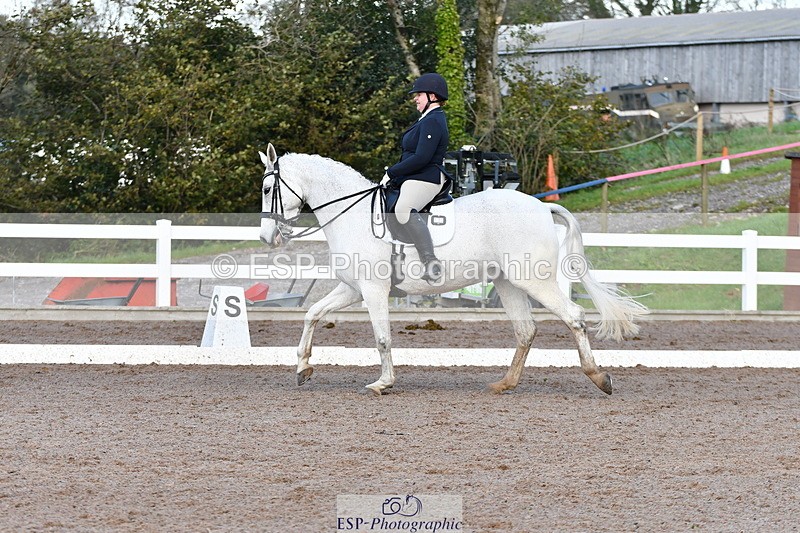 231104A-124859-00564 - Cls 12 Music Medium