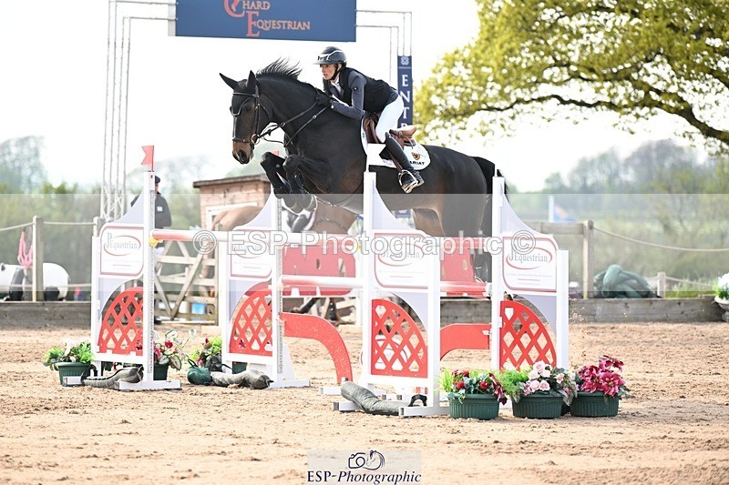 250425-165116-10764 - Cls 6 - 2 Star Medium Tour