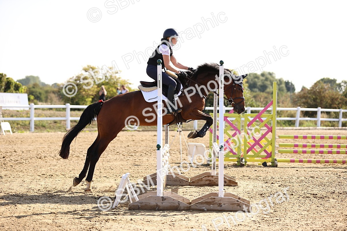 SBM_005584 - Class 8 - Clear Round