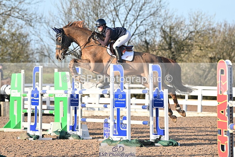231210A-142112-02730 - Cls 21 Foxhunter & 1.20m Open