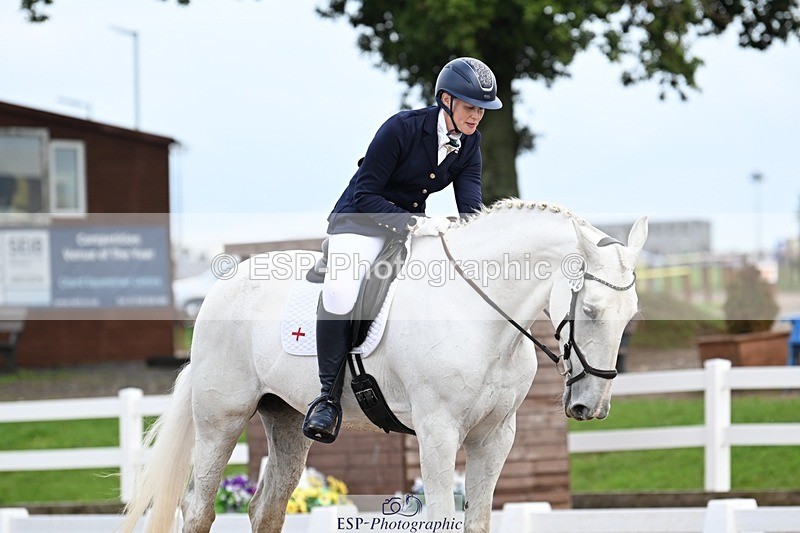 250907-131713-10048 - 071-Emma.ChapmanRoyal.Achiever