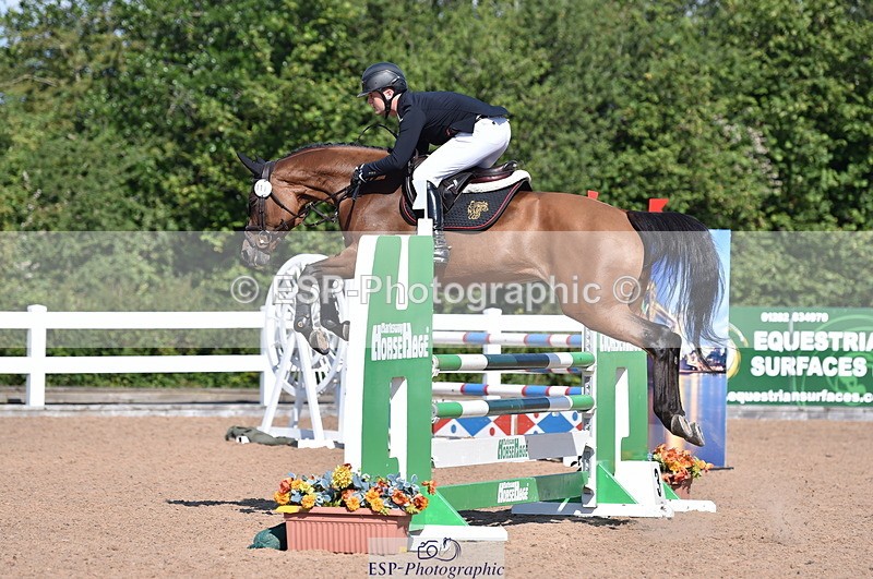 230720A-095702-01500 - Cls 25, 5 Yr Olds 1.10m