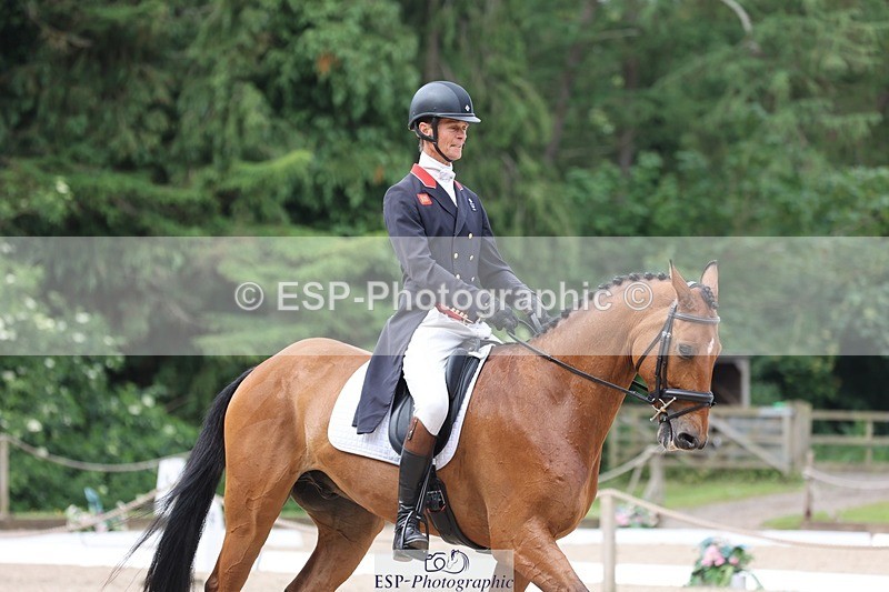 240524-104241-07482 - 264-BLS_ABSOLUTELY-William_Fox-Pitt