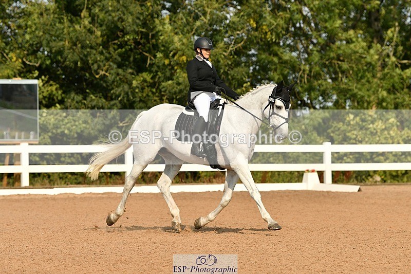 250817-095141-07618 - 179-Kate.WilliamsGhyllwood.April.Moment