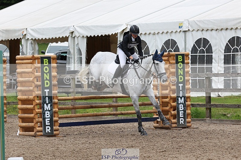 240803-105250-02042 - 017-Caitlyn_Faull-PENNINEVIEW_SUMMER